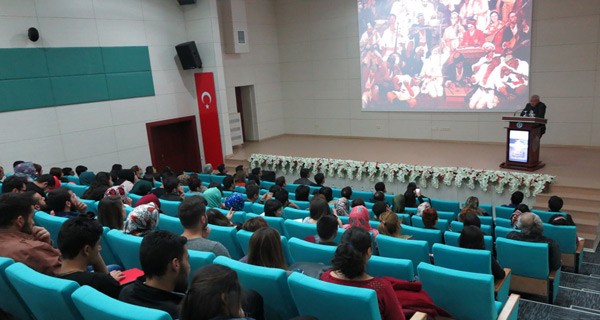 Günümüzde Uygur Türklüğü Konferansı